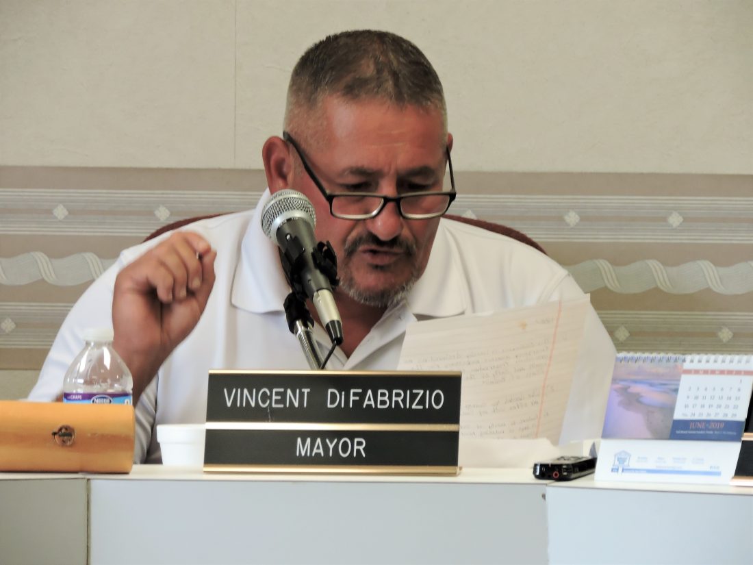 Bellaire mayor, council at odds over reduction of secretary’s hours